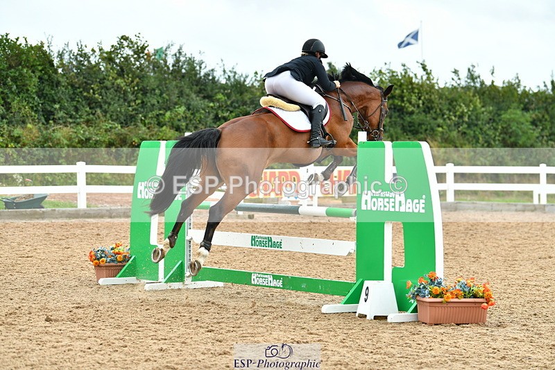 230730A-144402-10444 - Cls 35 1.05m Amateur Quali