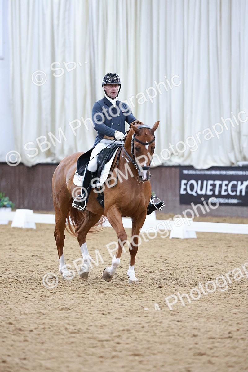 SBM_021500 - Class 14 - FEI Grand Prix - 18.52-19.37