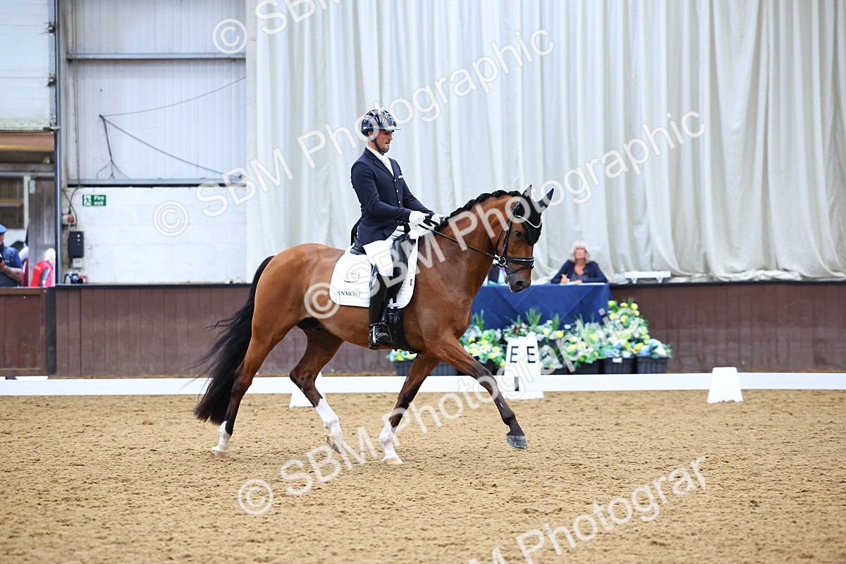 SBM_006624 - Class 5 - novice 6 - 12.04-13.07