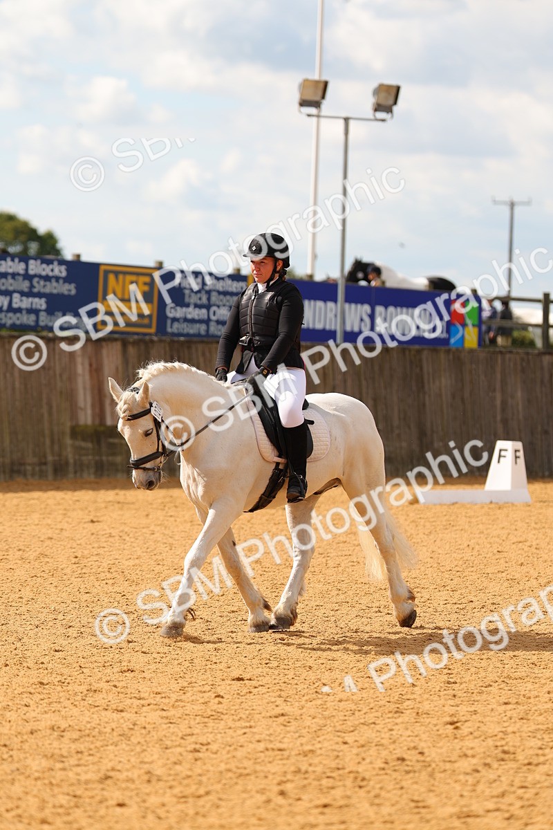 SBM_43795 - D6 - Small Tour Championship - Intro C