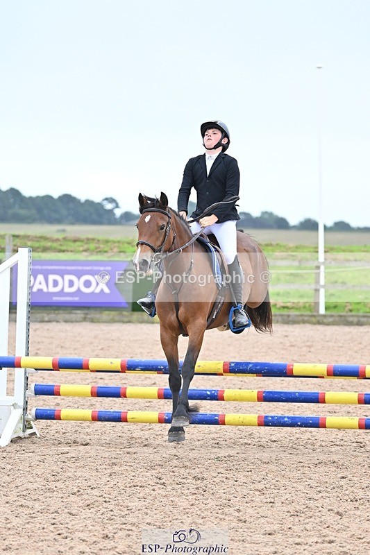 240813-183526-00701 - Classes 5 A&B & 6 80cm