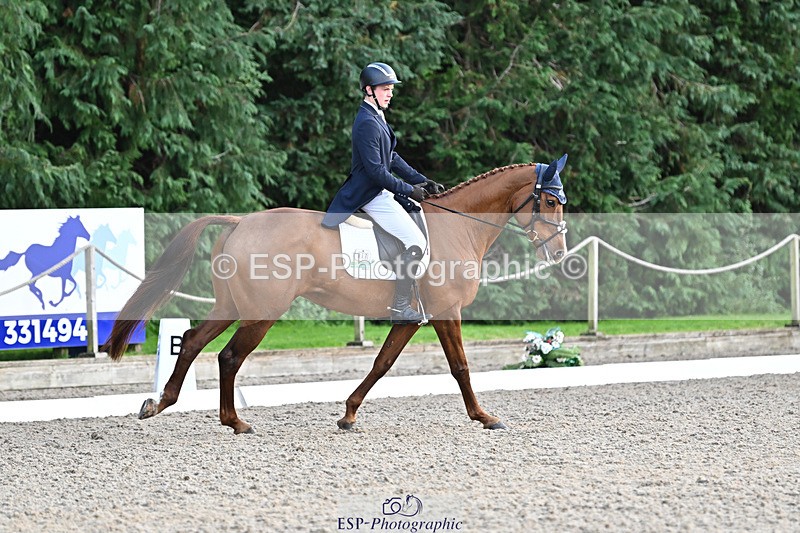 241023-163235-00965 - 017-Louis.Pern-CLASSICTOP.MISS.VIVIENNE