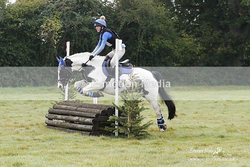 WWHT 171021 0665 - Novice Restricted (0.80m)  17/10/21