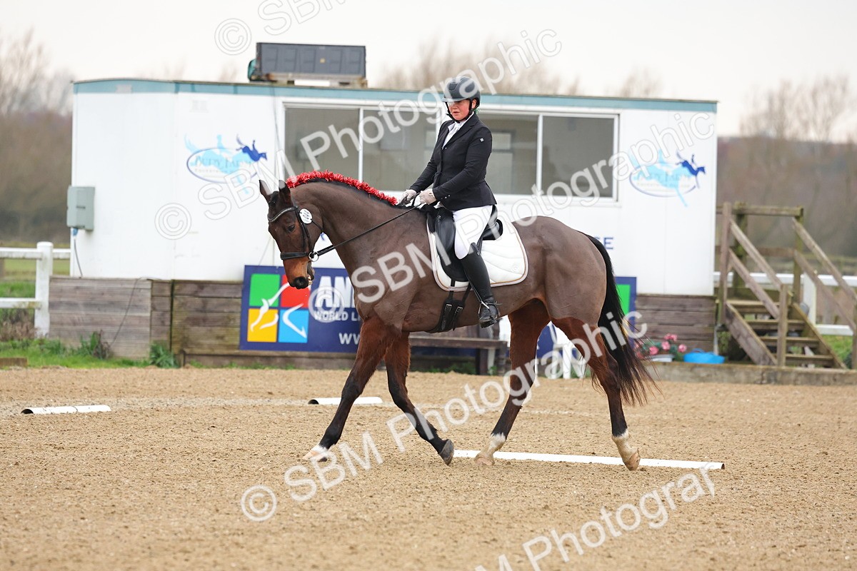 SBM_001420 - Class 8-11 - Novice 2 - Elementary 2