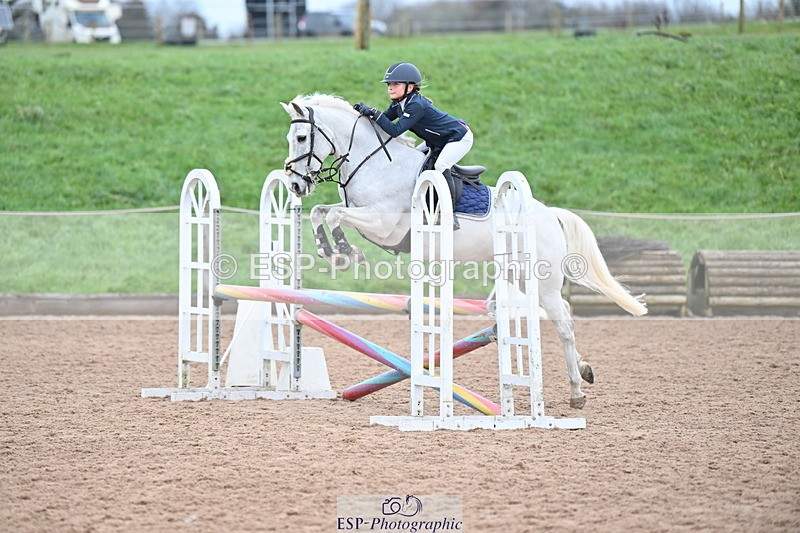 231203A-134515-01459 - Cls 23 Stepping Stones 128cm & 138cm