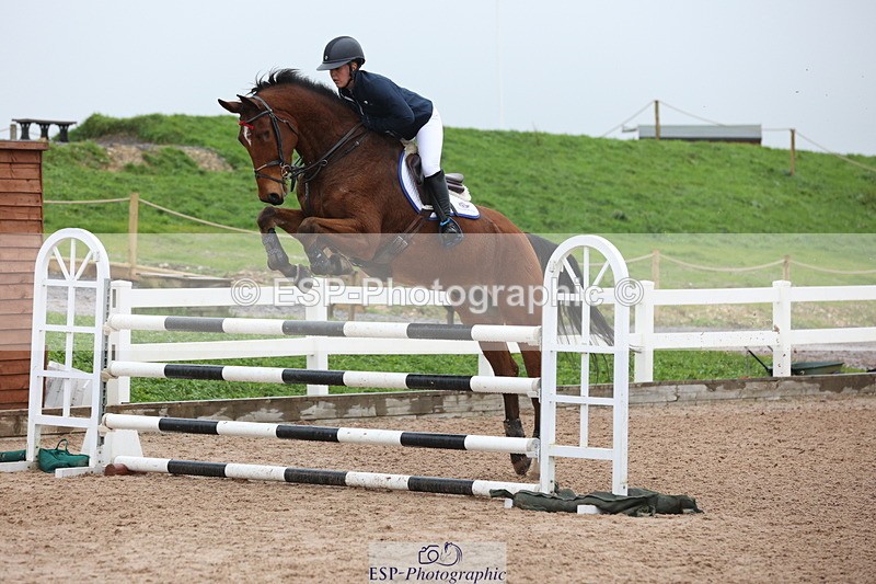 231112A-133856-04573 - Cls 20 Newcomers & 1.10m Open