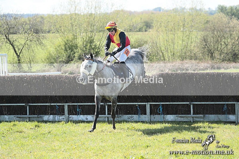 PtP 210425  1057 - Paxford Races Easter Monday 21/04/25