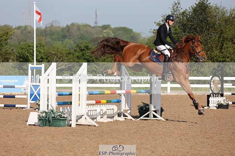 240510A-083500-04305 - Cls 13 British Novice and 90cm Open