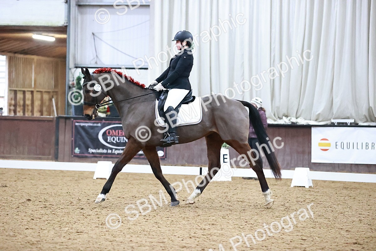 SBM_001695 - Class 9 - Novice 4