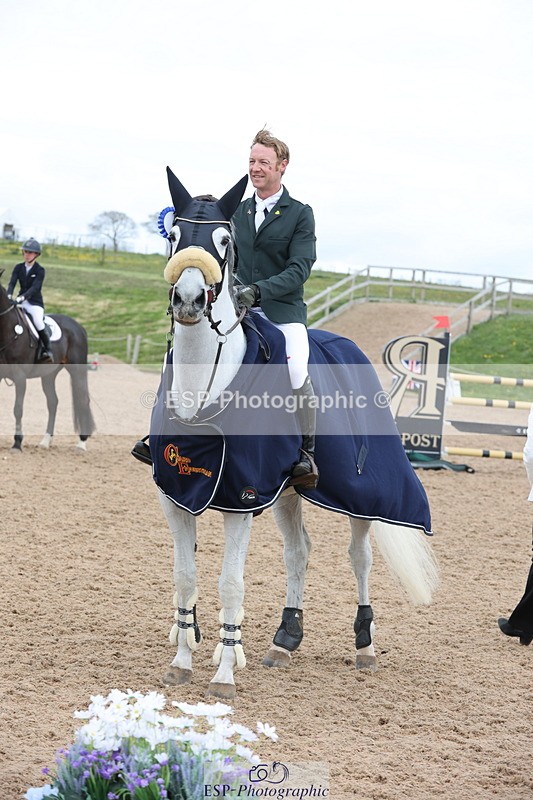 240419A-131835-07646 - Cls 6, 2 Star Medium Tour 1.35m