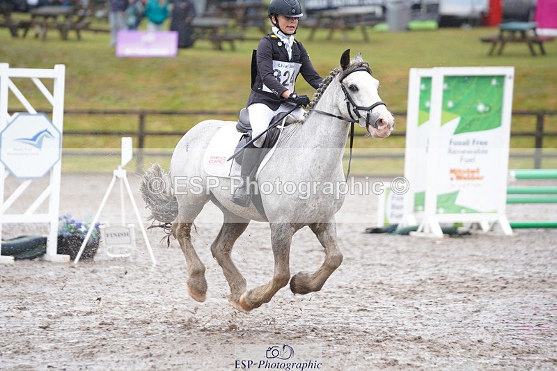 240824X-091502-20619 - 70cm Round 1 8.30 to 9.30