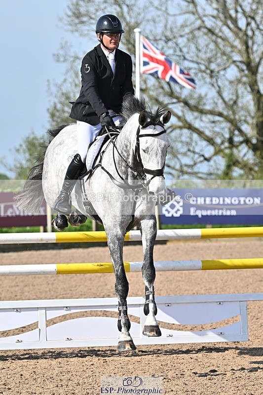 240509A-092537-00549 - Cls 8 Foxhunter