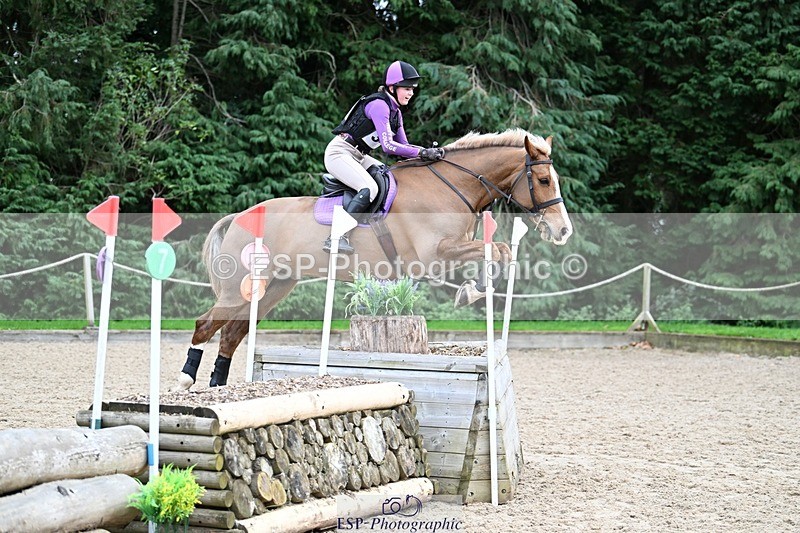 241117-131218-04085 - Cls 3 90-95cm 13.00 to 14.00