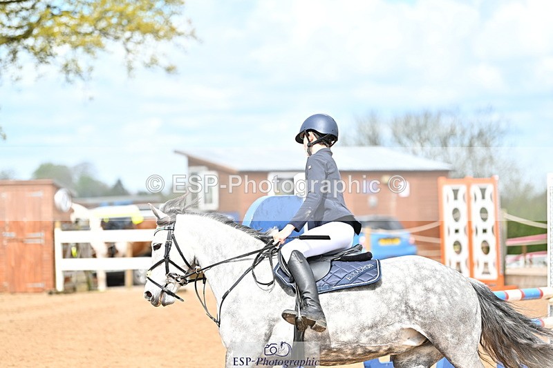 240504A-112418-01189 - Cls 3 Pony Discovery & 90cm Open