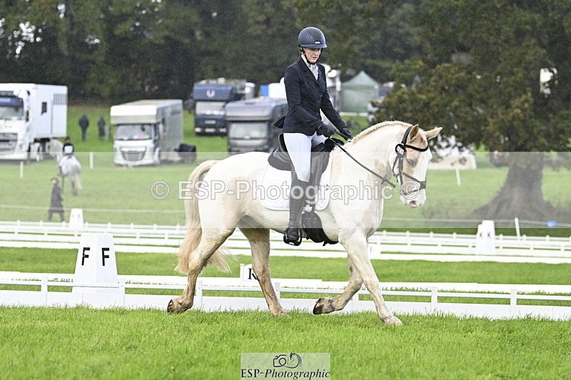 251023A-133901-04121 - D-324-Clare.Pascoe