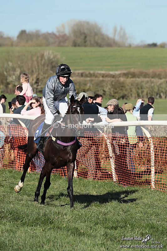 PtP 210326 846 - VWH Cirencester Races 21/03/26