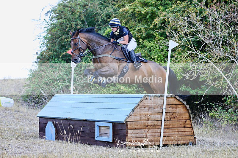 PC T XC 130822 23a - Equestrian