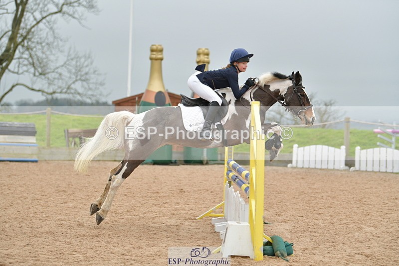 240128A-124304-00978 - Cls 16+17 Club and Schools 80cm