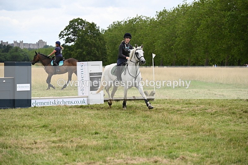 WJ6_4644 - Time at Jump 13:04 to 13:34