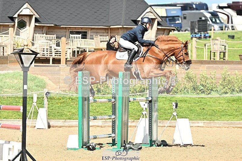 250416-145814-01550 - Cls 6 Foxhunter and 1.20m
