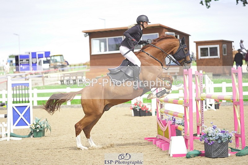 230729A-144030-06630 - Cls 24 1.05m Amateur Quali