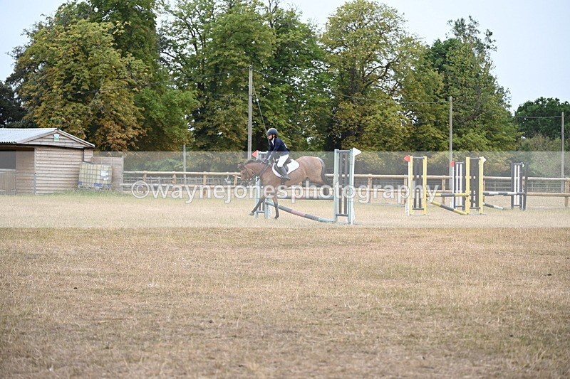 WJ6_0492 - Class 14 Intermediate Jumping 75cm