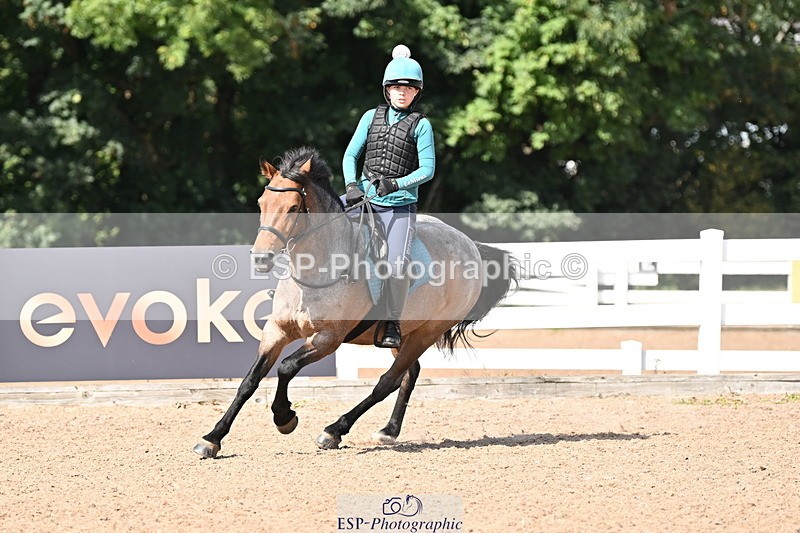 250821B-154323-00595 - Group B - Danielle