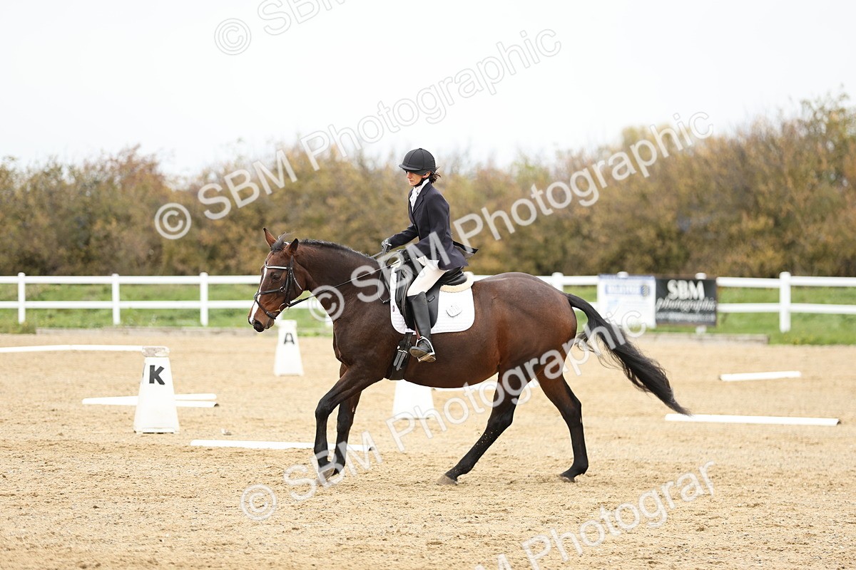 SBM_003004 - Class 8 - Novice 1