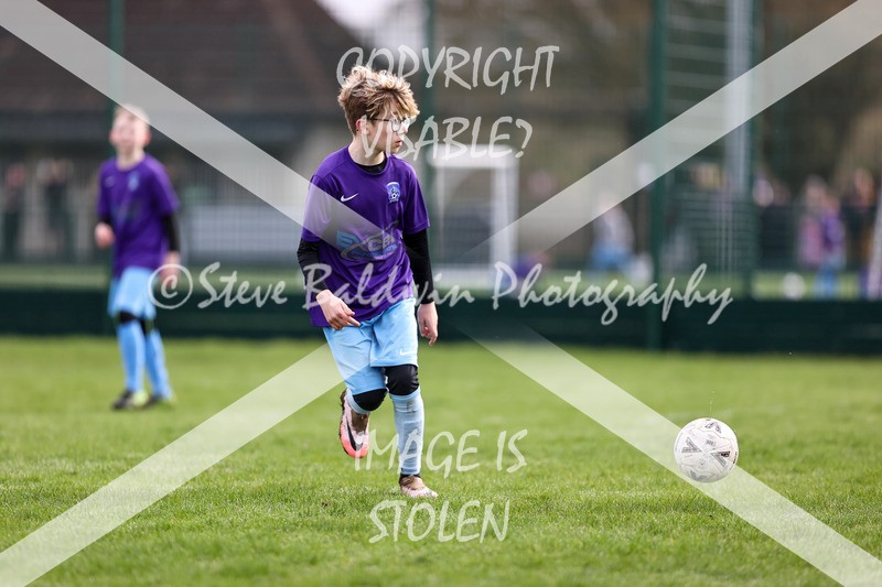 1DX30176 - 2026-03-01  FC Abbey Meads U11 Grey V Hungerford Town Juniors U11 Gladiators