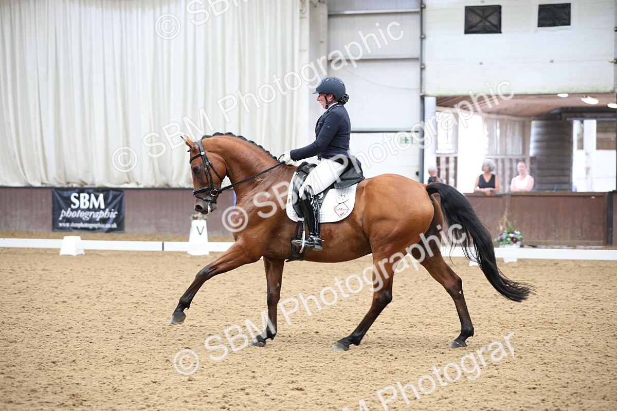 SBM_004449 - Class 9 - FEI Inter 1 Gold - 15.55-16.43