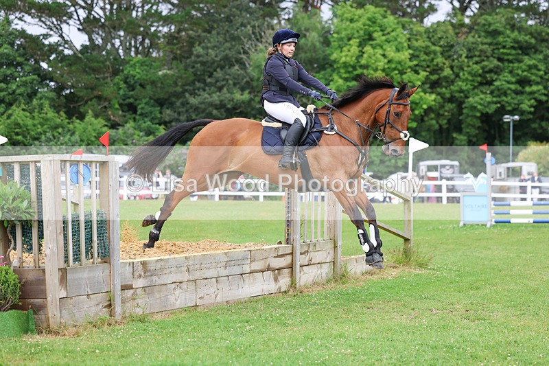 3E7A1078 - Class 4: 70cm Senior