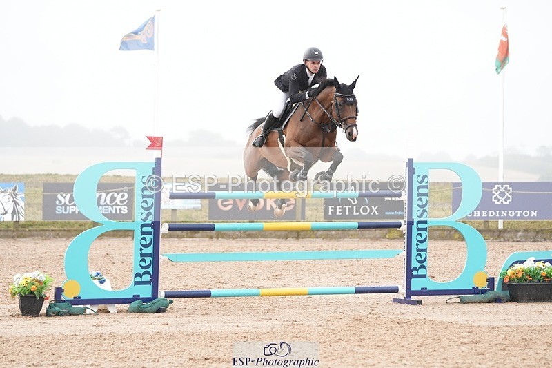 250718-111406-09944 - Cls 2, 3 Star Small Tour Break til End