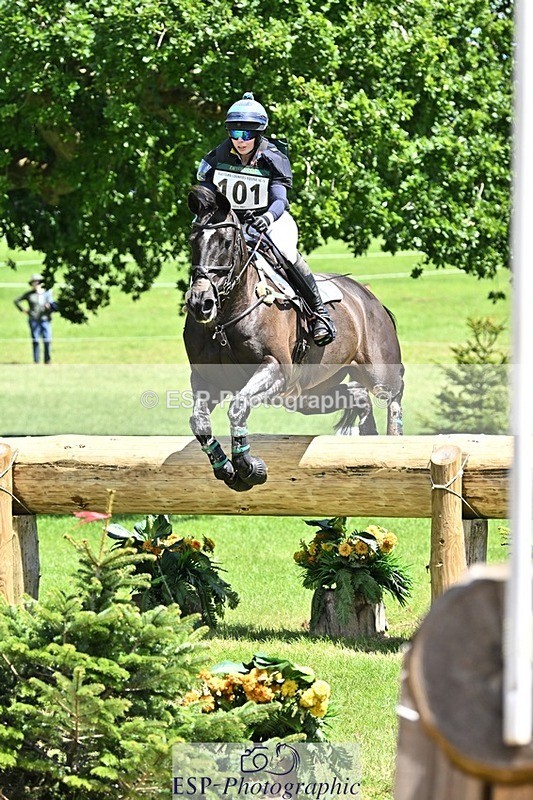 240525-124533-14204 - 101-MORELANDS_CASANOVA-Daisy_Bathe