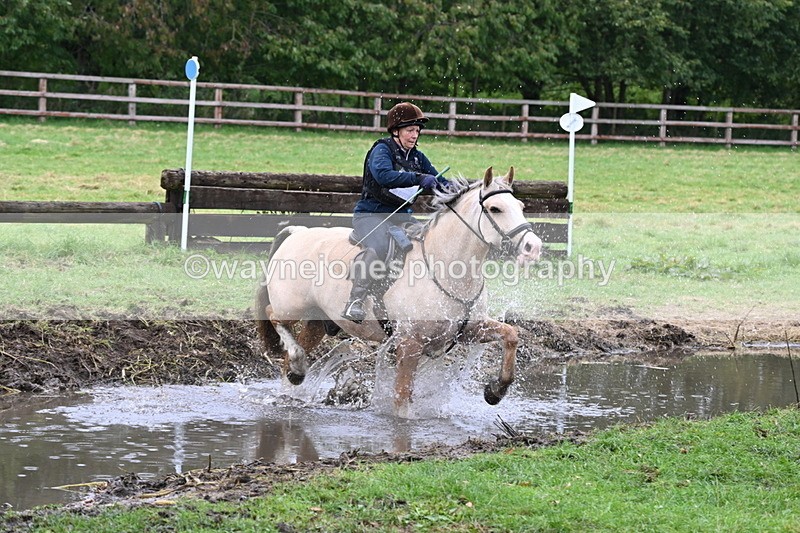 WJ6_6579 - Time at Photographer 12:41 to 13:05