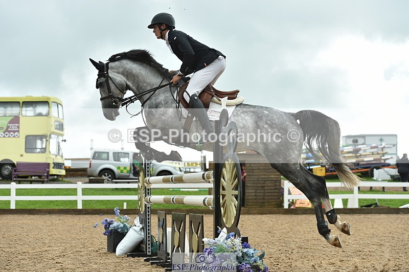 230723A-100112-11014 - Cls 28, 5 Yr Olds 1.10m