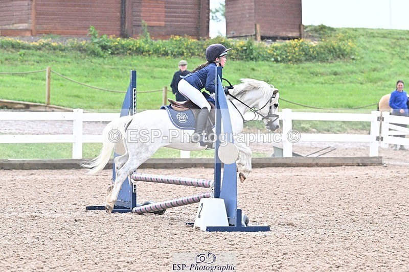 250527-161925-00180 - Clear Round and60cm