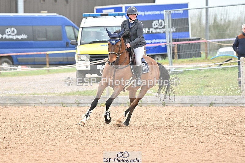 240405A-141657-01916 - Cls 5 National 1.30m Open