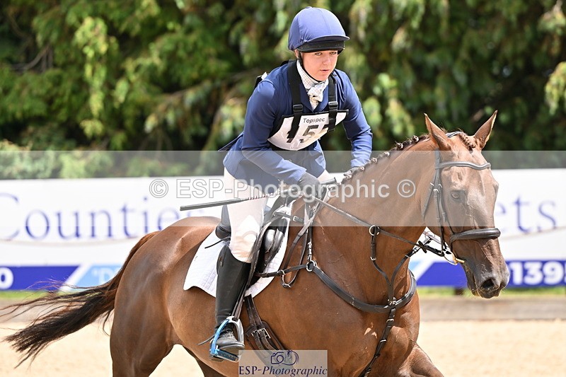 250802A-134630-03390 - D-155-Bethan.ODell-RED.VICO