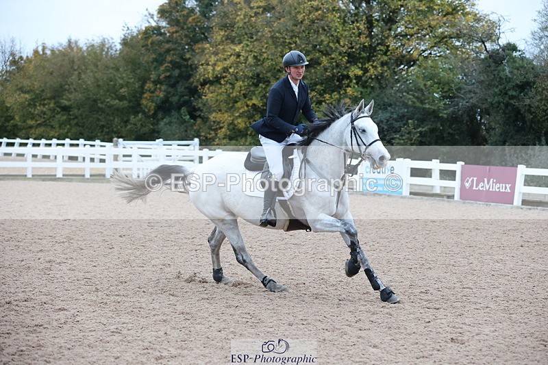 241101A-160812-03240 - FRI Cls 8 National 1.30m