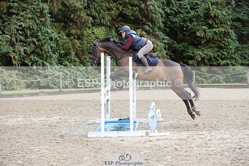 250831A-133652-10332 - Cls 42 Snr 1m Grand Prix