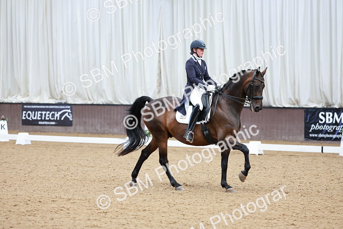 SBM_015781 - Class 5 - FEI INT II - 15.48-17.00