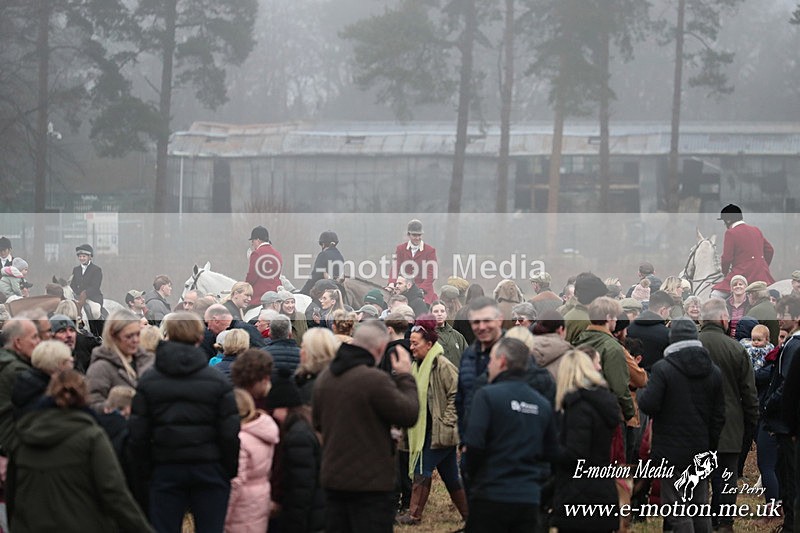 HUPY 261224 1 - Pytchley with Woodland Hunt Boxing Day Meet 26th December 2024