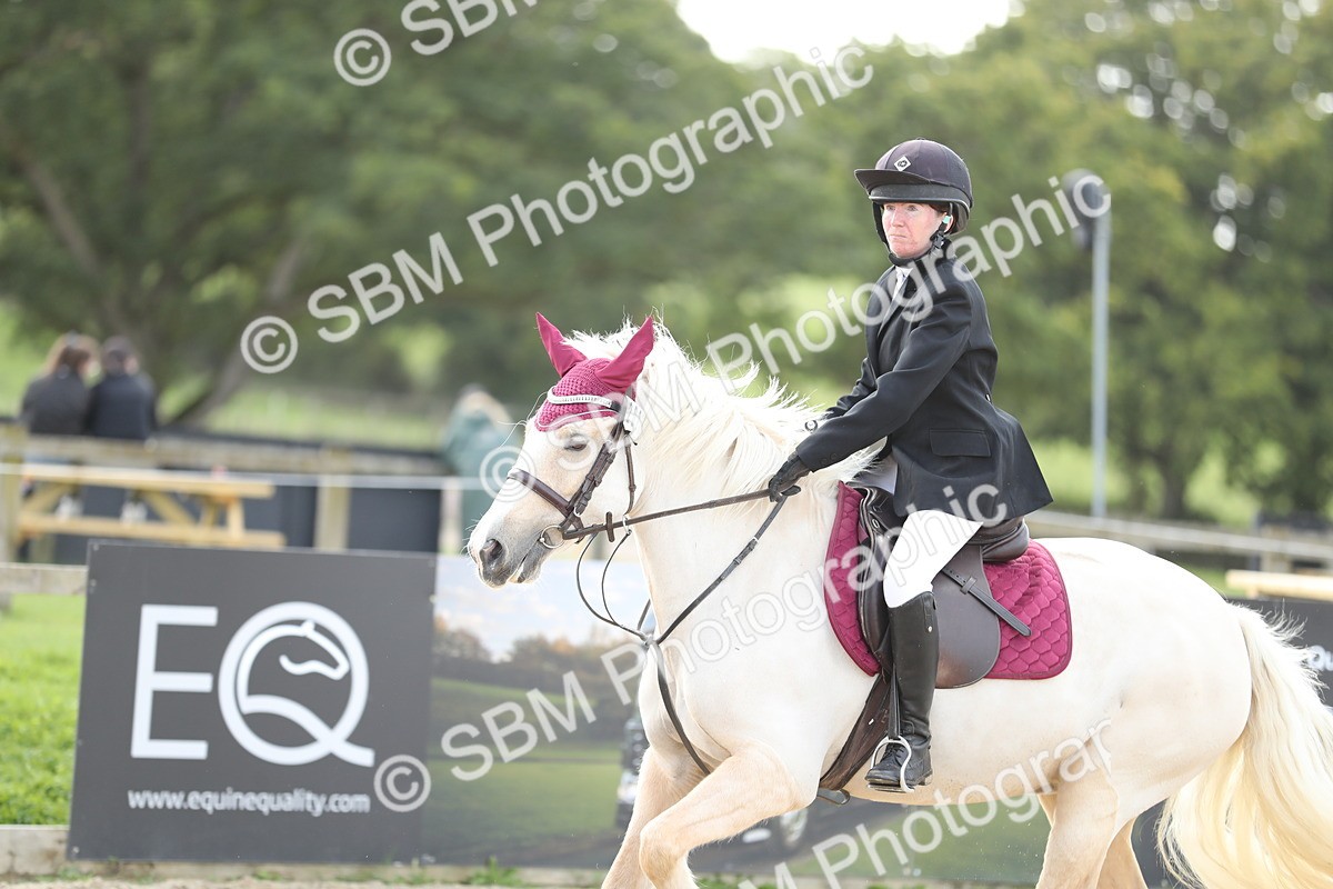 SBM_06413 - J29 - Senior Horse & Pony 65cm Championship