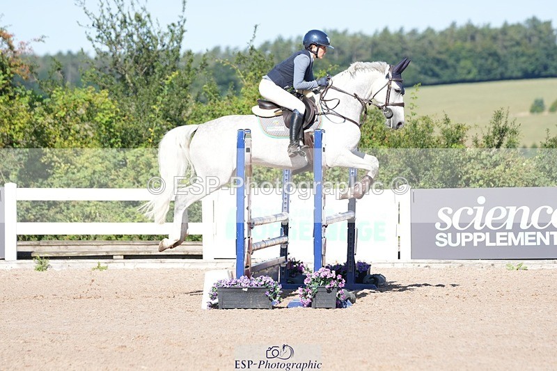 250802-093008-08339 - Cls 19 British Novice and 90cm Open