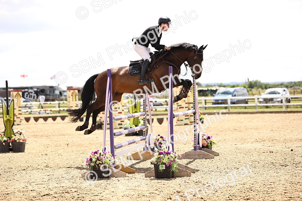 SBM_003828 - Class 22 - Senior Foxhunter 1.20m