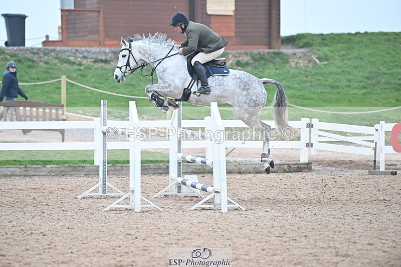 240113A-142313-02332 - Cls 13 Foxhunter and 1.20m Open