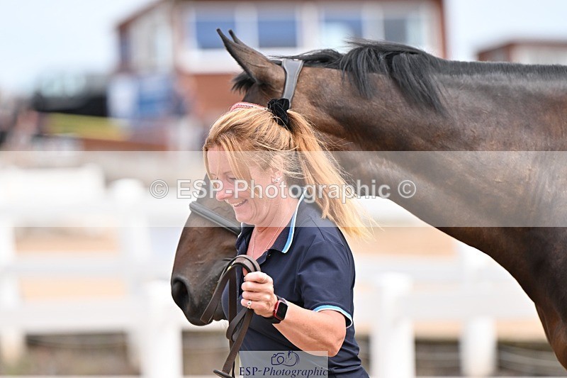 250716-153605-02042 - Trot Up 3.30 to 4.30