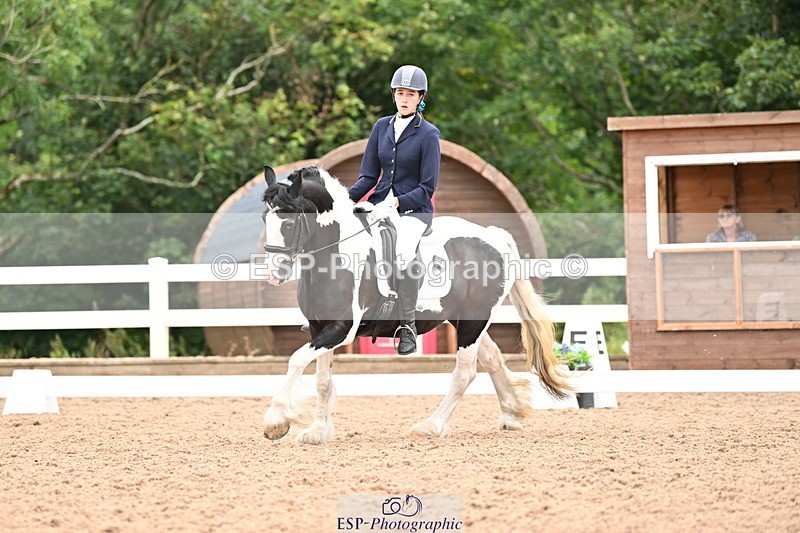 240817A-154109-10153 - 278-Chloe.Matravers-Fancy.pants