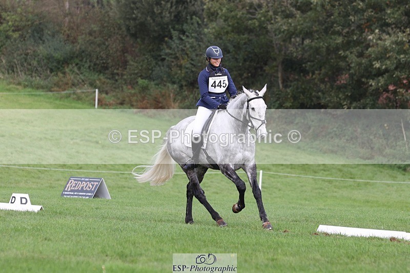 231019-143306-04019 - 445-CRUISING.BORO-Lucy.Knight-DR