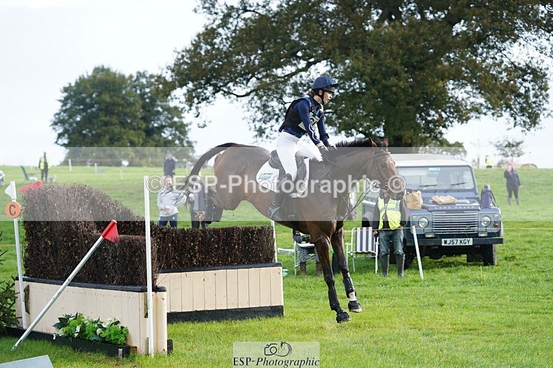 231021-093840-13322 - 605-SPORTSFIELD.U2-Katie.Corbin-SC+XC